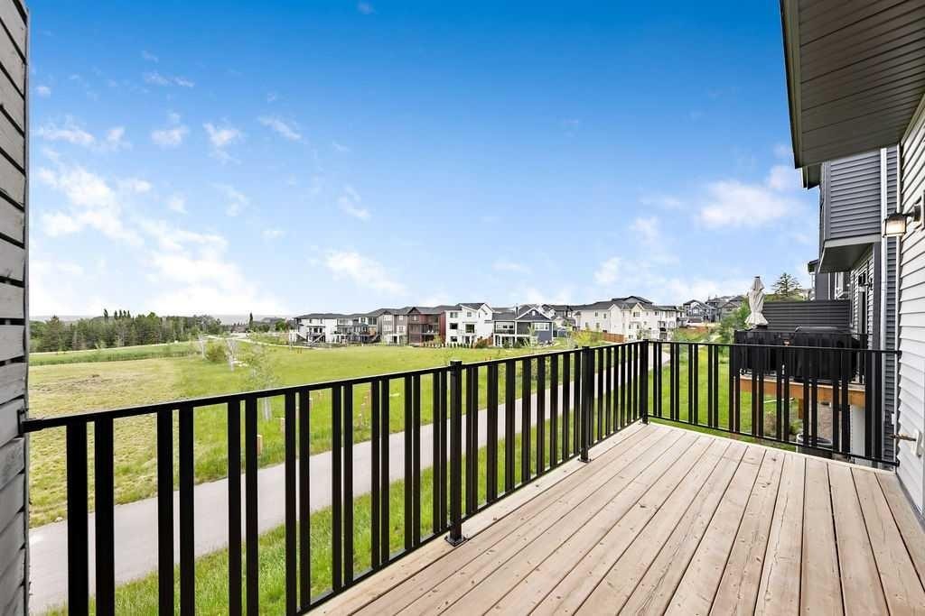 86 Spring Willow Close Sw, Calgary, AB - Outdoor With Exterior