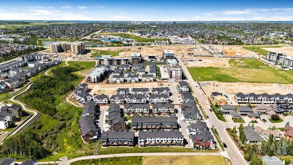 86 Spring Willow Close Sw, Calgary, AB - Outdoor With View