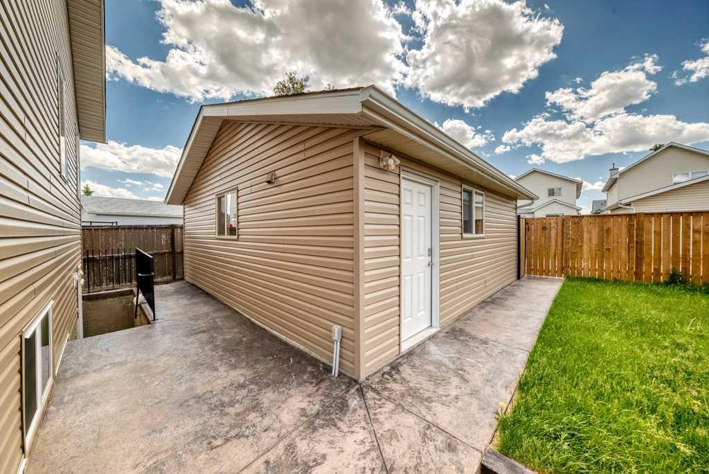 222 Covewood Close Ne, Calgary, AB