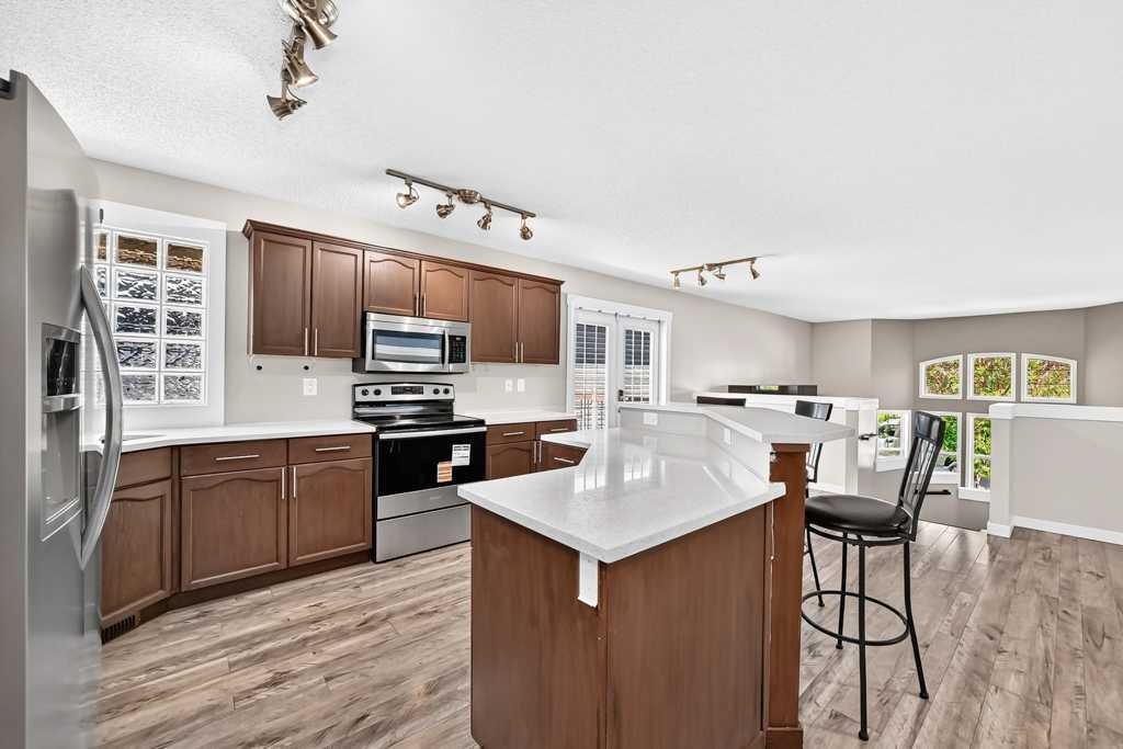 222 Covewood Close Ne, Calgary, AB