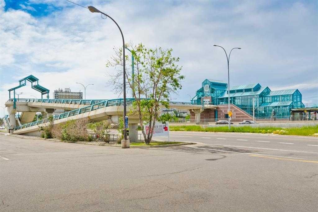 2912 Brentwood Boulevard Nw, Calgary, AB