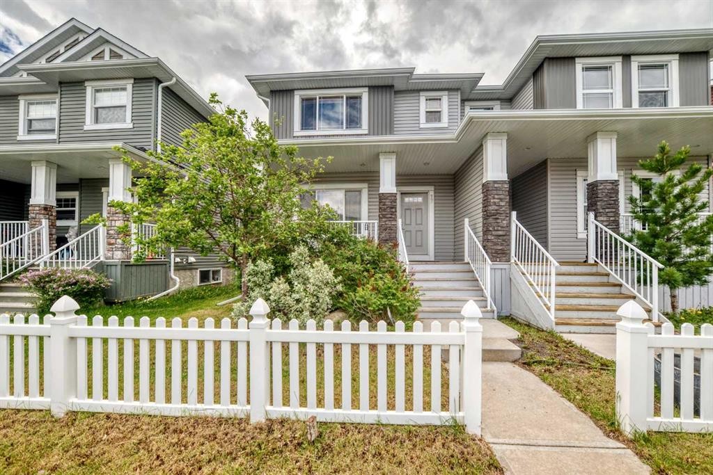 17 Redstone Common Ne, Calgary, AB - Outdoor With Deck Patio Veranda With Facade