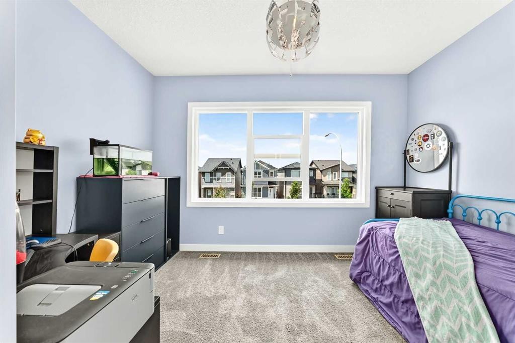 41 Walcrest Way Se, Calgary, AB