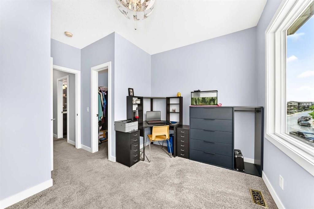 41 Walcrest Way Se, Calgary, AB