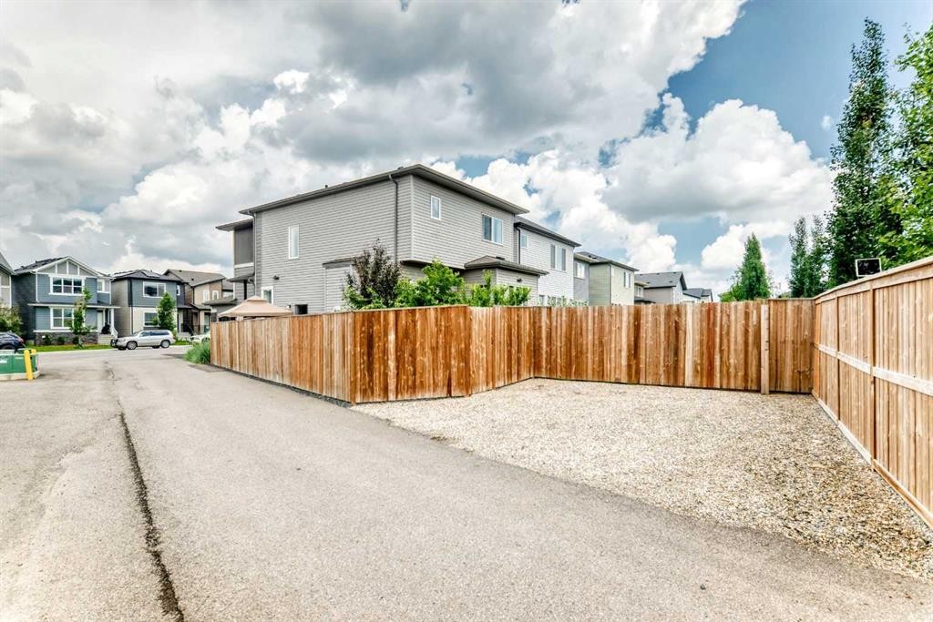 41 Walcrest Way Se, Calgary, AB