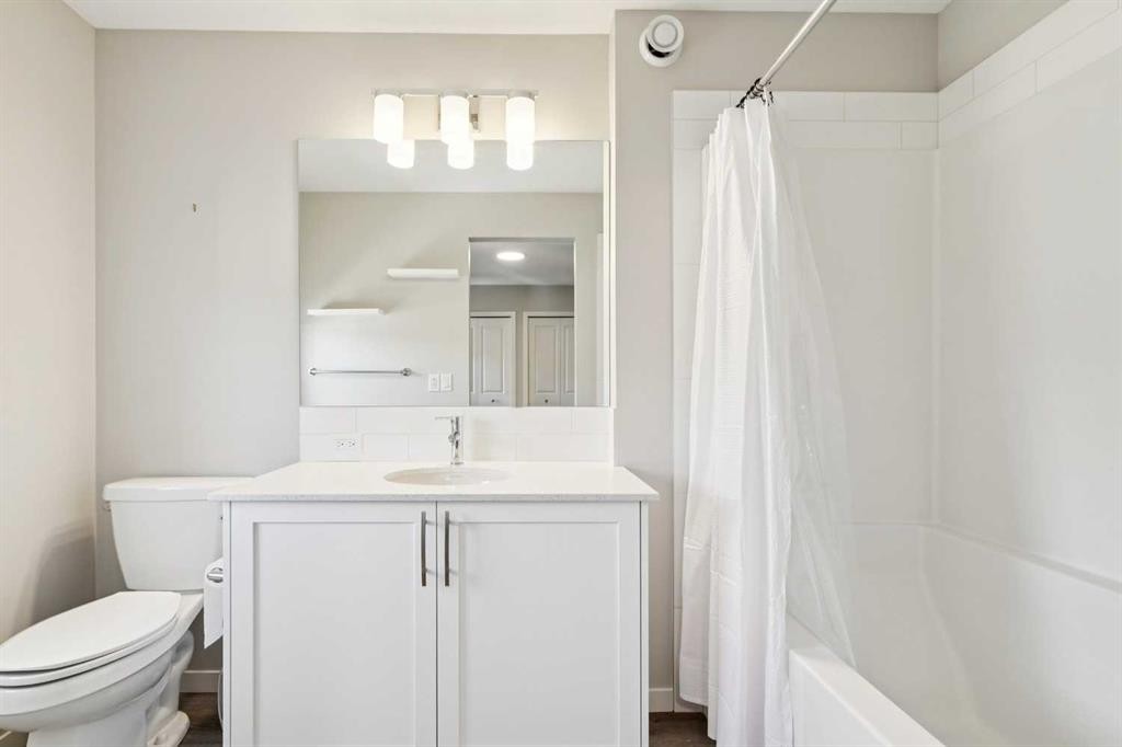 93 Wolf Gate, Okotoks, AB
