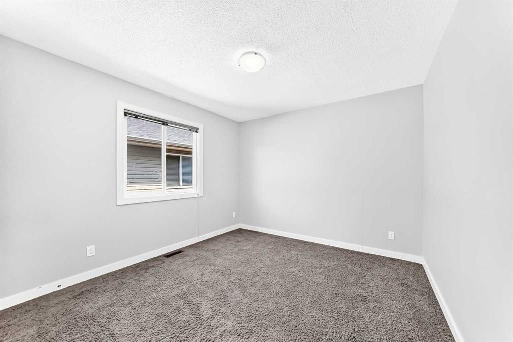 325 Evanspark Gardens Nw, Calgary, AB