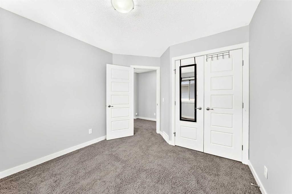 325 Evanspark Gardens Nw, Calgary, AB