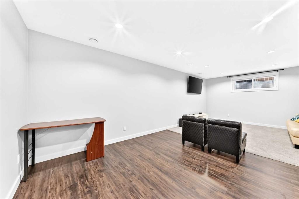 325 Evanspark Gardens Nw, Calgary, AB