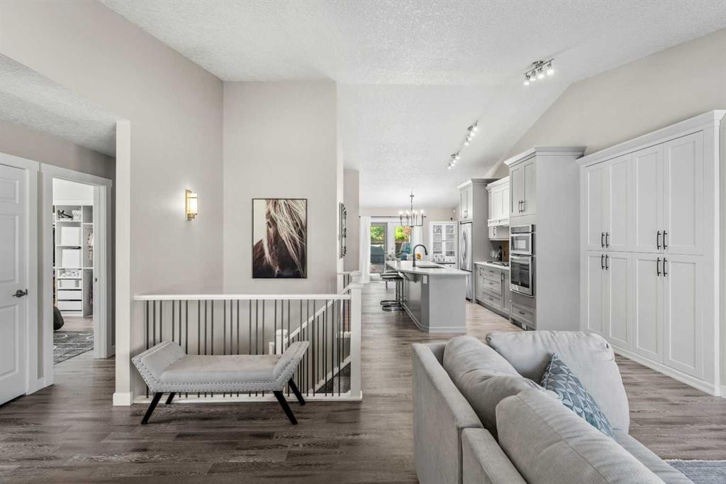 78 Edgevalley Close Nw, Calgary, AB