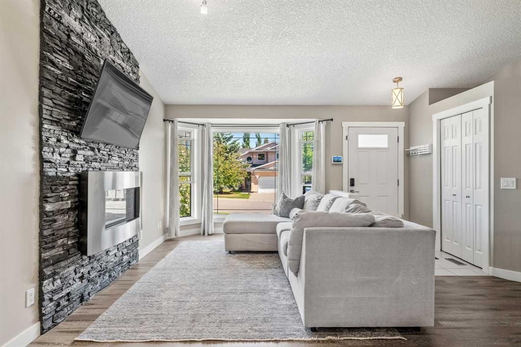 78 Edgevalley Close Nw, Calgary, AB