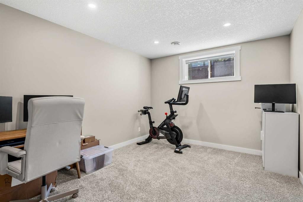 78 Edgevalley Close Nw, Calgary, AB