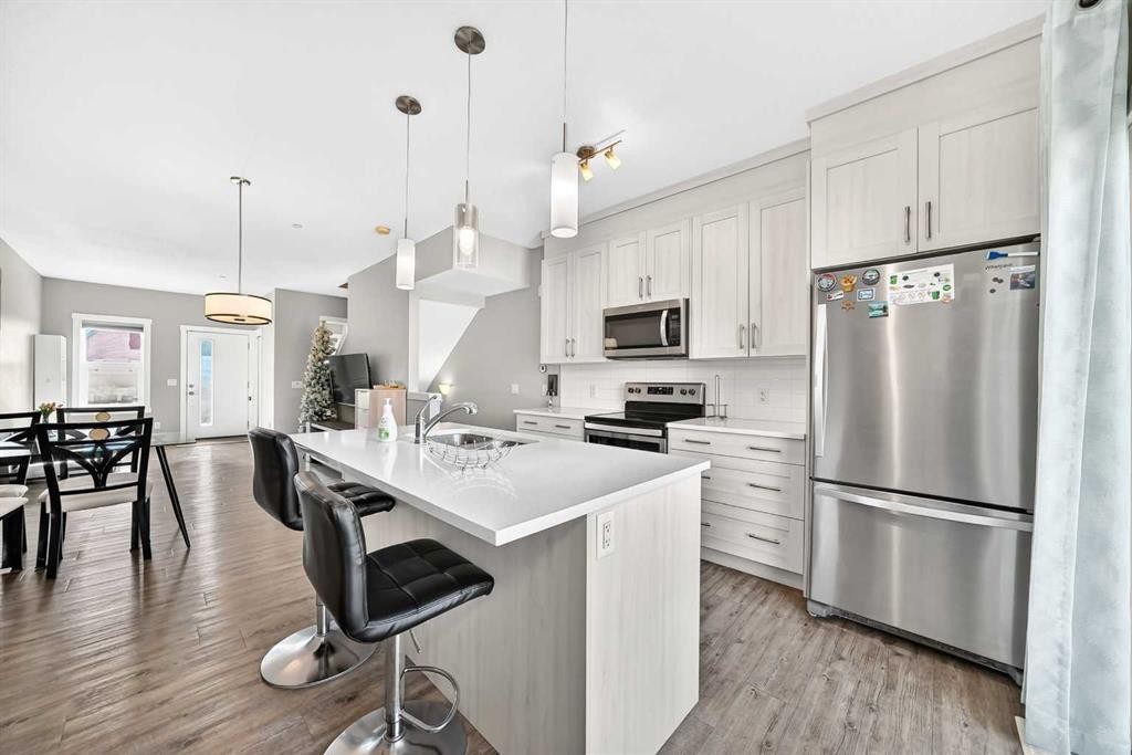 193 Livingston Common Ne, Calgary, AB
