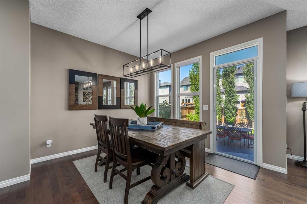 220 Copperpond Green Se, Calgary, AB - Indoor Photo Showing Dining Room