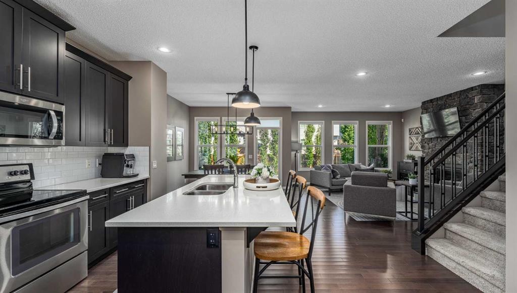 220 Copperpond Green Se, Calgary, AB - Indoor Photo Showing Kitchen With Double Sink With Upgraded Kitchen