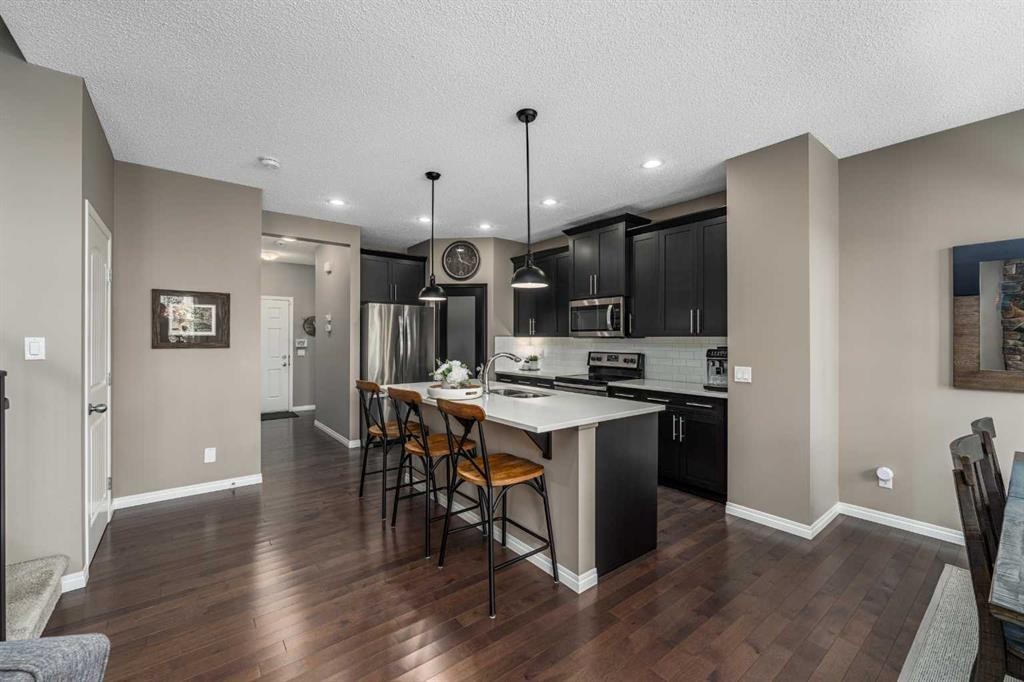 220 Copperpond Green Se, Calgary, AB - Indoor Photo Showing Other Room