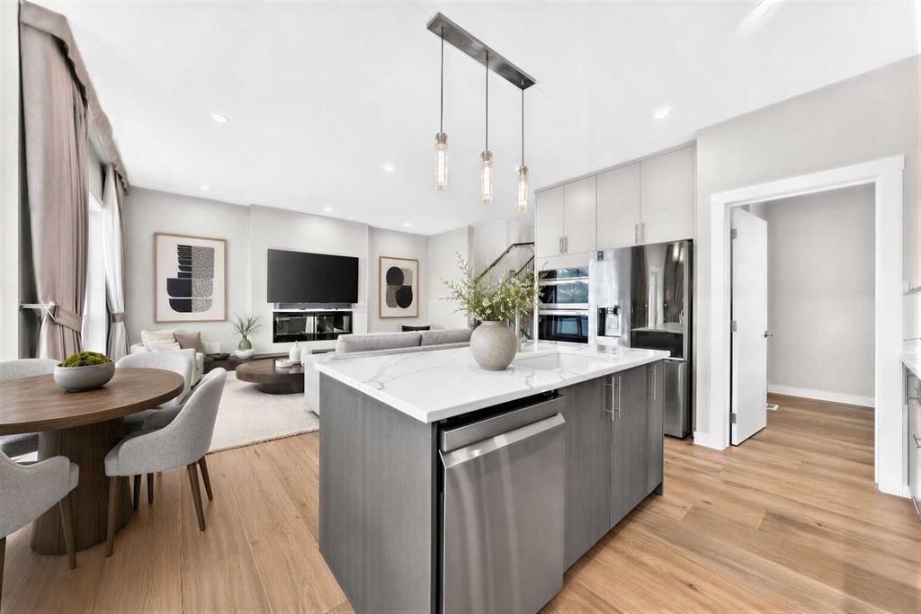 171 Corner Glen Grove Ne, Calgary, AB