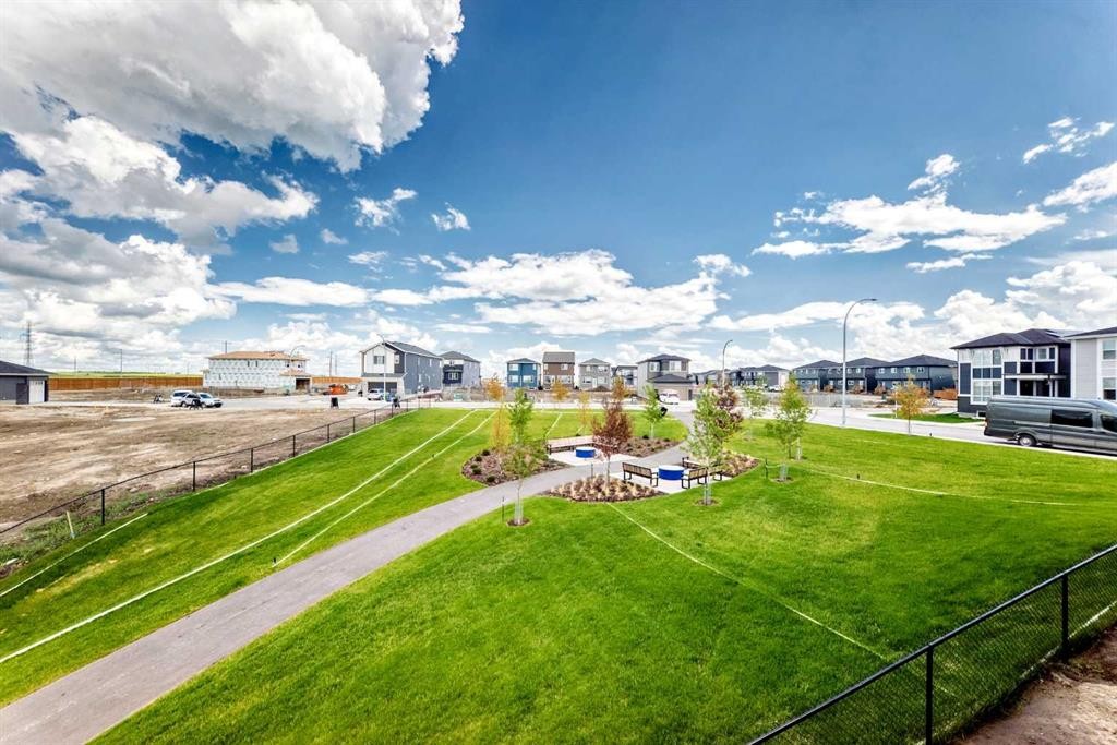 171 Corner Glen Grove Ne, Calgary, AB
