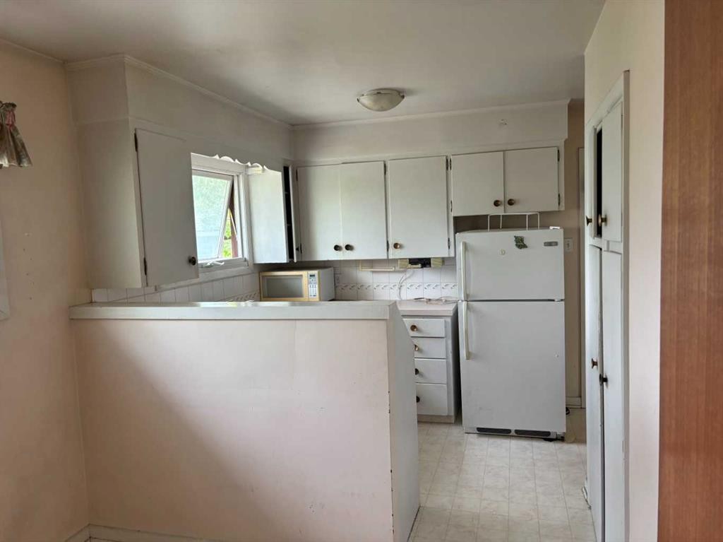 3207 Castle Road Nw, Calgary, AB
