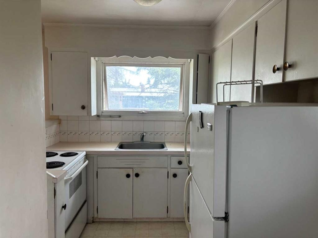 3207 Castle Road Nw, Calgary, AB