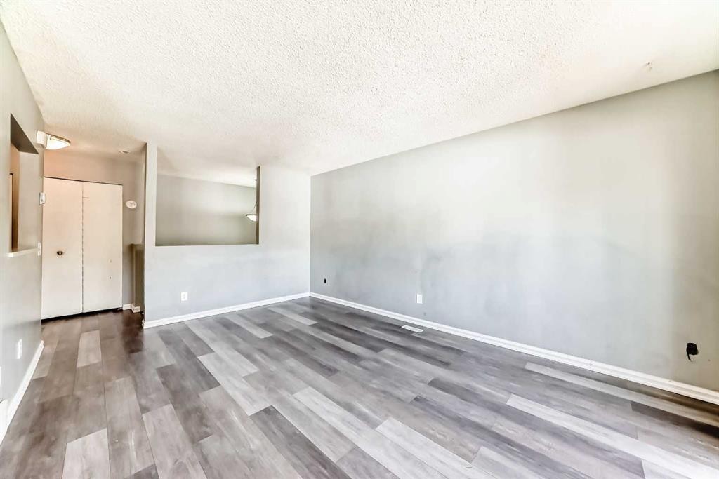 D-903 44 Street Se, Calgary, AB