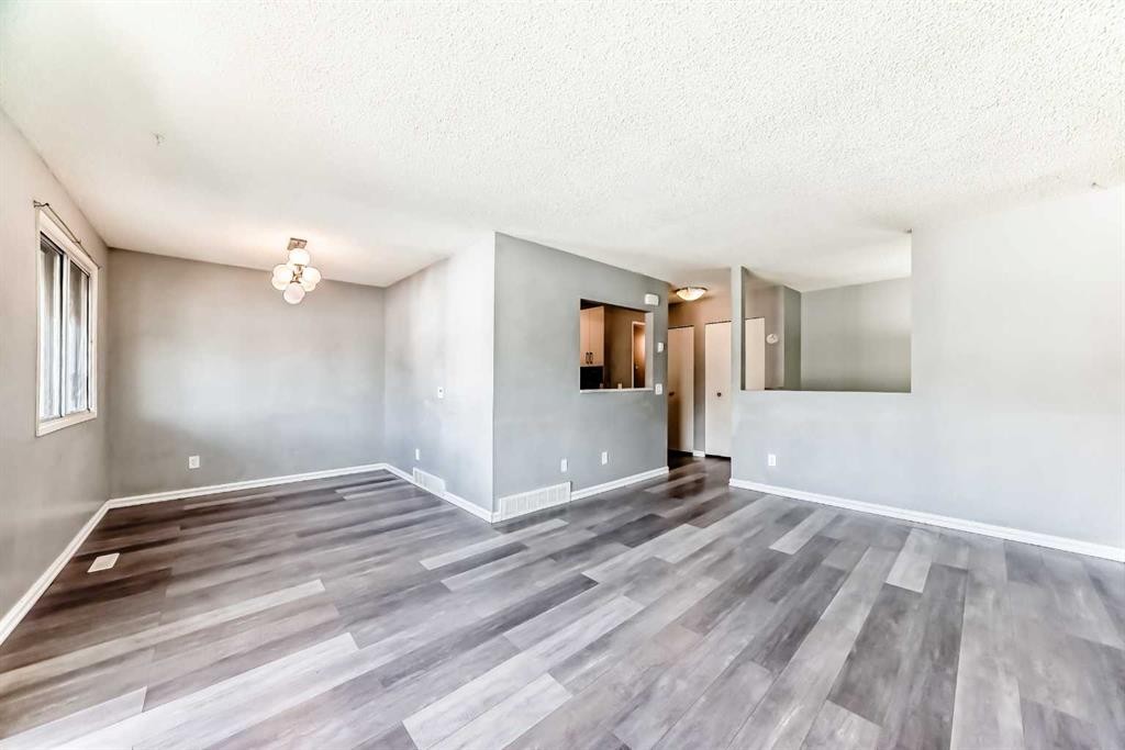 D-903 44 Street Se, Calgary, AB