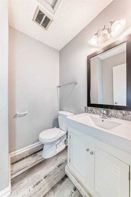 D-903 44 Street Se, Calgary, AB