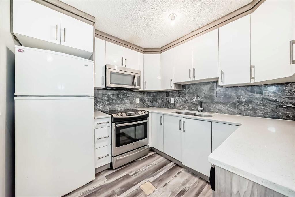 D-903 44 Street Se, Calgary, AB
