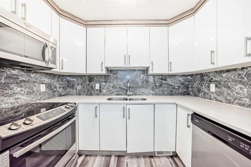 D-903 44 Street Se, Calgary, AB