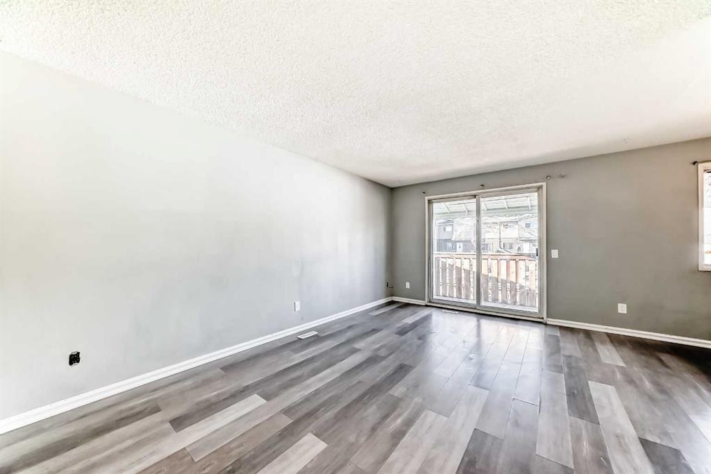 D-903 44 Street Se, Calgary, AB