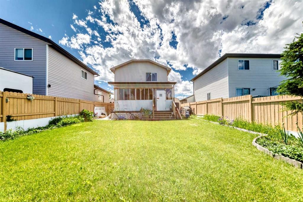 283 Applestone Park Se, Calgary, AB