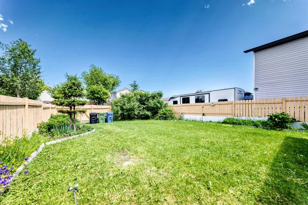 283 Applestone Park Se, Calgary, AB