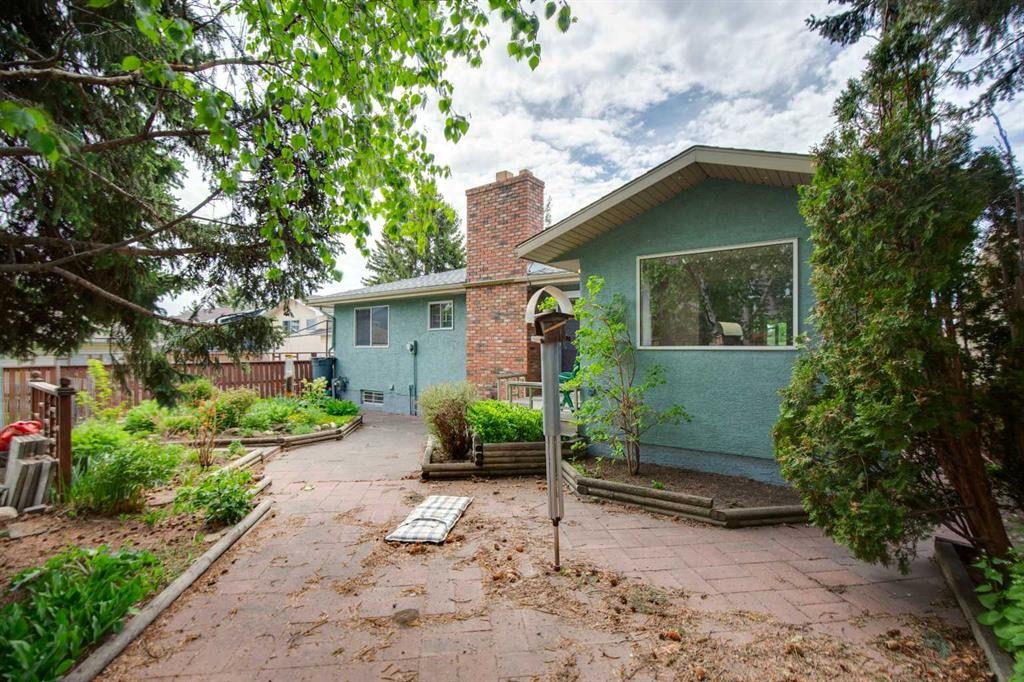 328 Norseman Road Nw, Calgary, AB