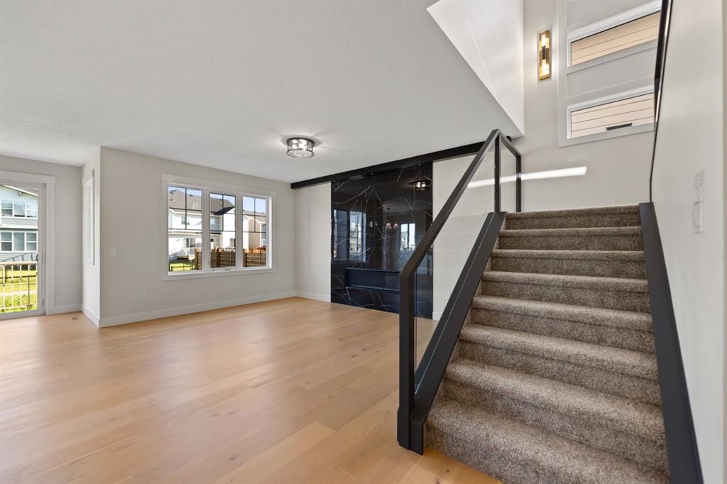 39 South Shore Road, Chestermere, AB - Indoor