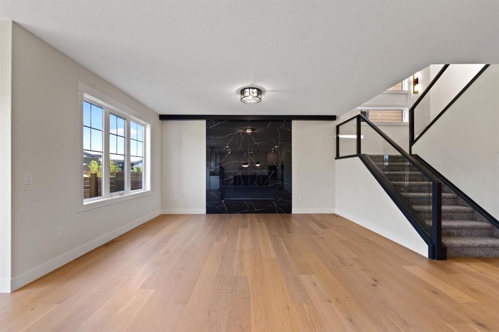 39 South Shore Road, Chestermere, AB - Indoor