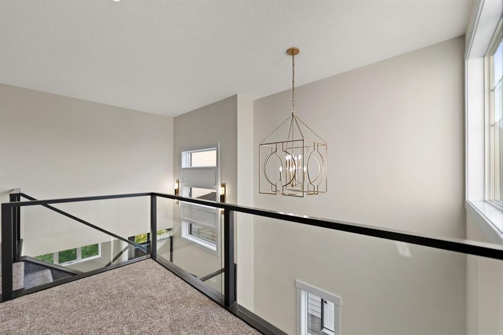 39 South Shore Road, Chestermere, AB - Indoor Photo Showing Other Room