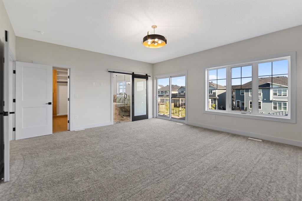 39 South Shore Road, Chestermere, AB - Indoor