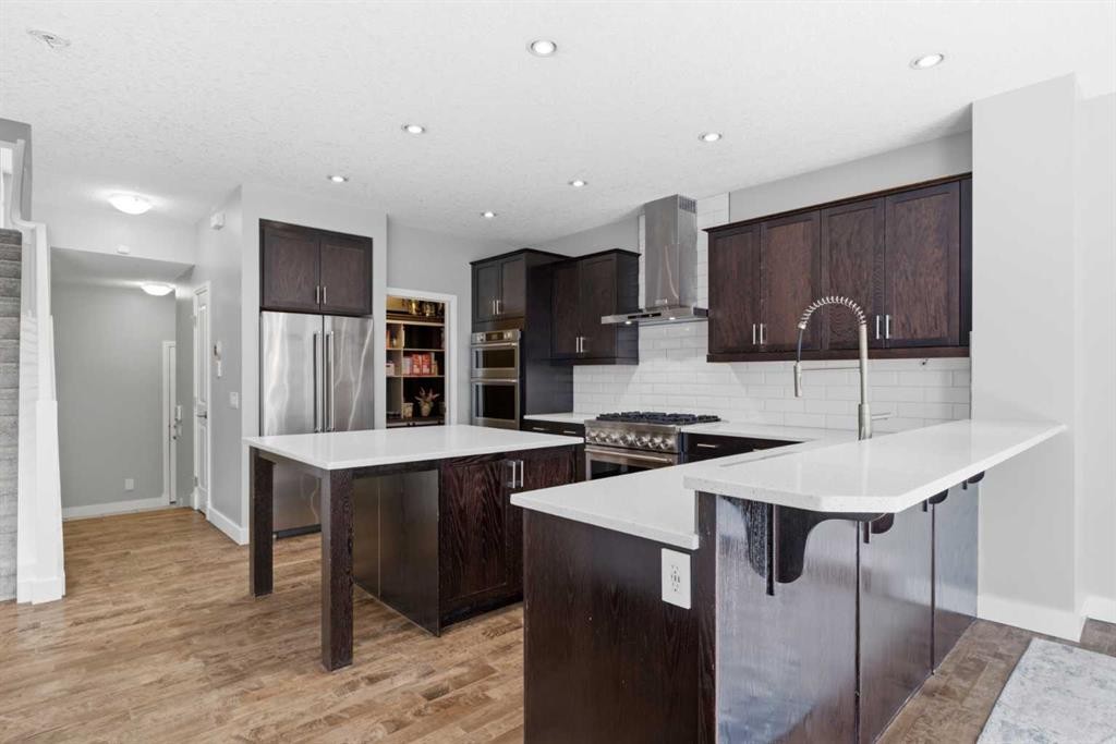 117 Auburn Glen Drive Se, Calgary, AB - Indoor Photo Showing Kitchen With Stainless Steel Kitchen With Upgraded Kitchen