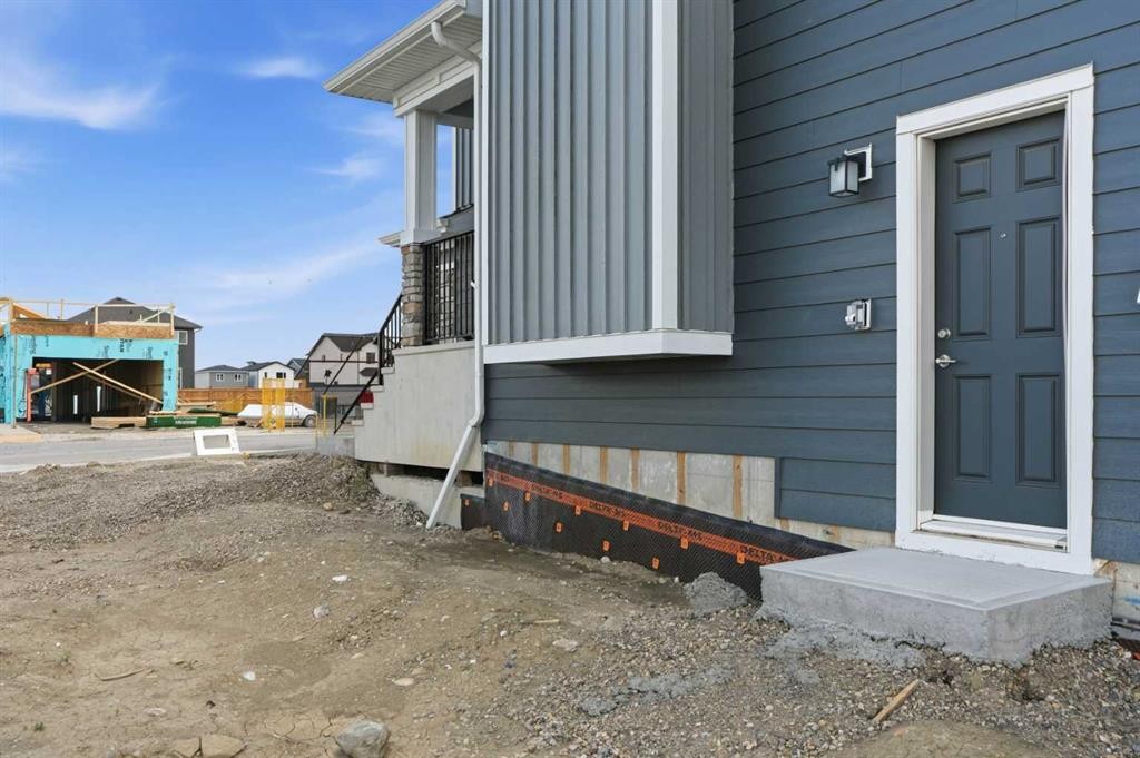 7 Verdure Gate Sw, Calgary, AB - Outdoor