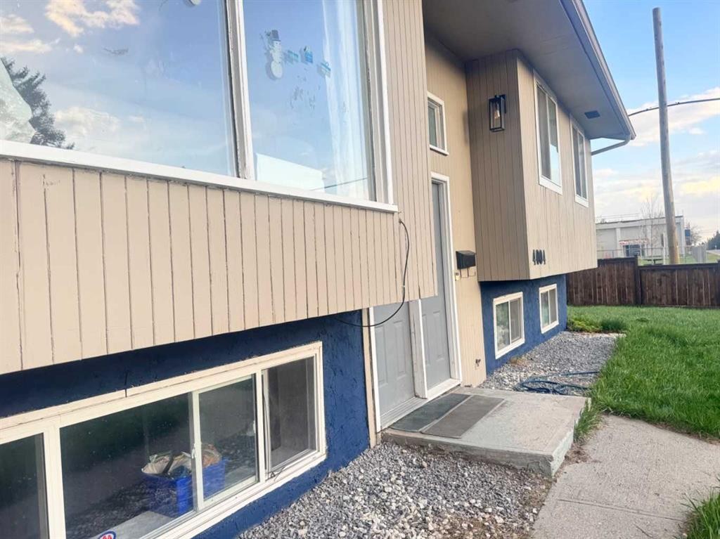 4004 14 Avenue Se, Calgary, AB