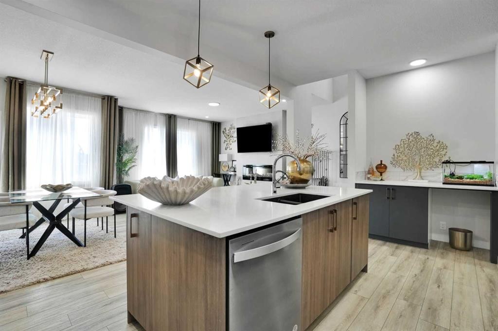 106 Amblehurst Way Nw, Calgary, AB