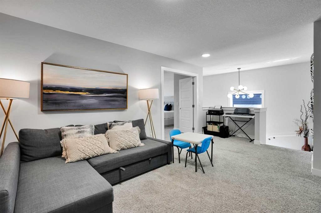 106 Amblehurst Way Nw, Calgary, AB