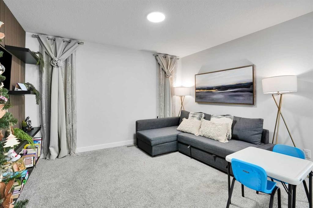 106 Amblehurst Way Nw, Calgary, AB