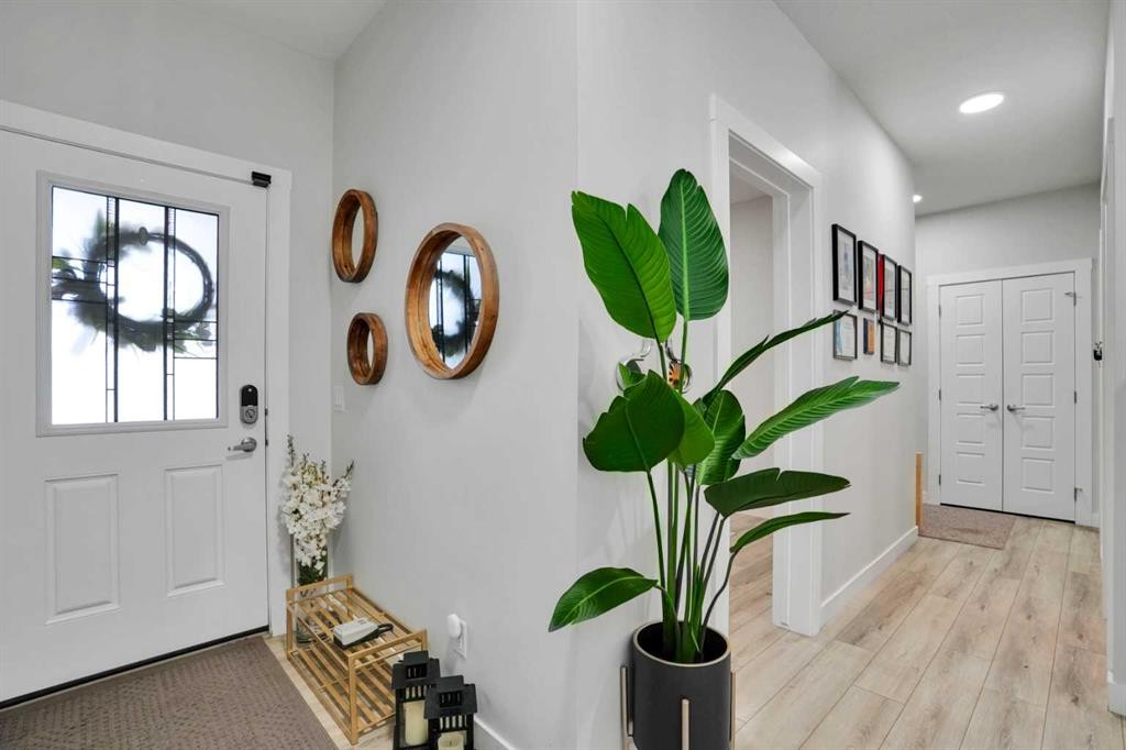 106 Amblehurst Way Nw, Calgary, AB