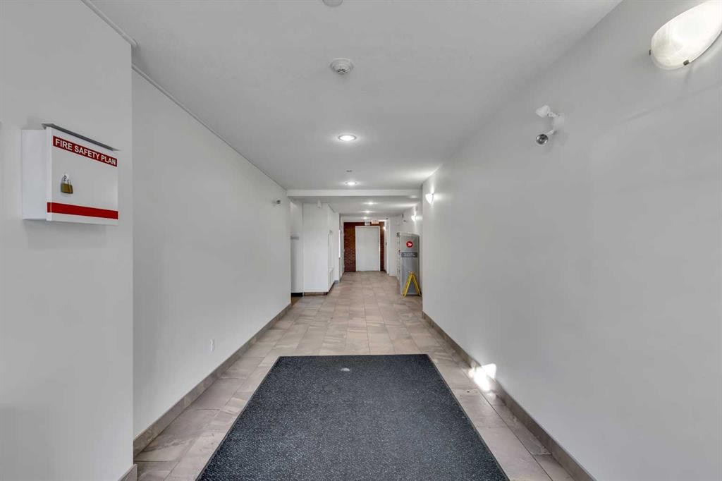 5312-755 Copperpond Boulevard Se, Calgary, AB - Indoor Photo Showing Other Room