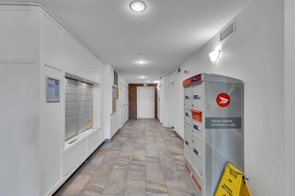 5312-755 Copperpond Boulevard Se, Calgary, AB - Indoor Photo Showing Other Room