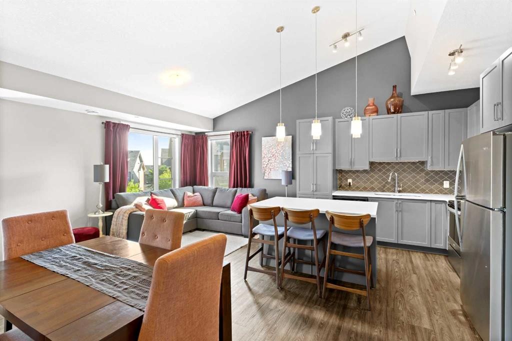 271 Livingston Common Ne, Calgary, AB