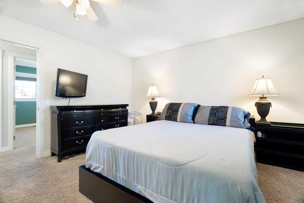 76 Pinebrook Close Ne, Calgary, AB - Indoor Photo Showing Bedroom