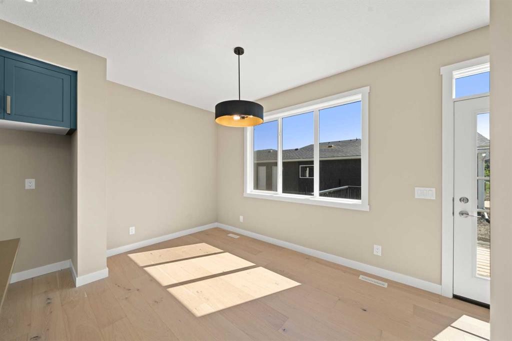 416 Sora Boulevard Se, Calgary, AB - Indoor Photo Showing Other Room