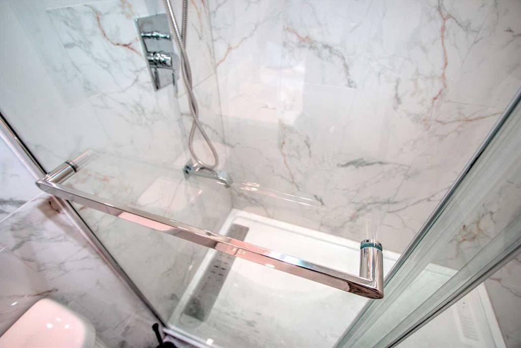 707 Malvern Drive Ne, Calgary, AB